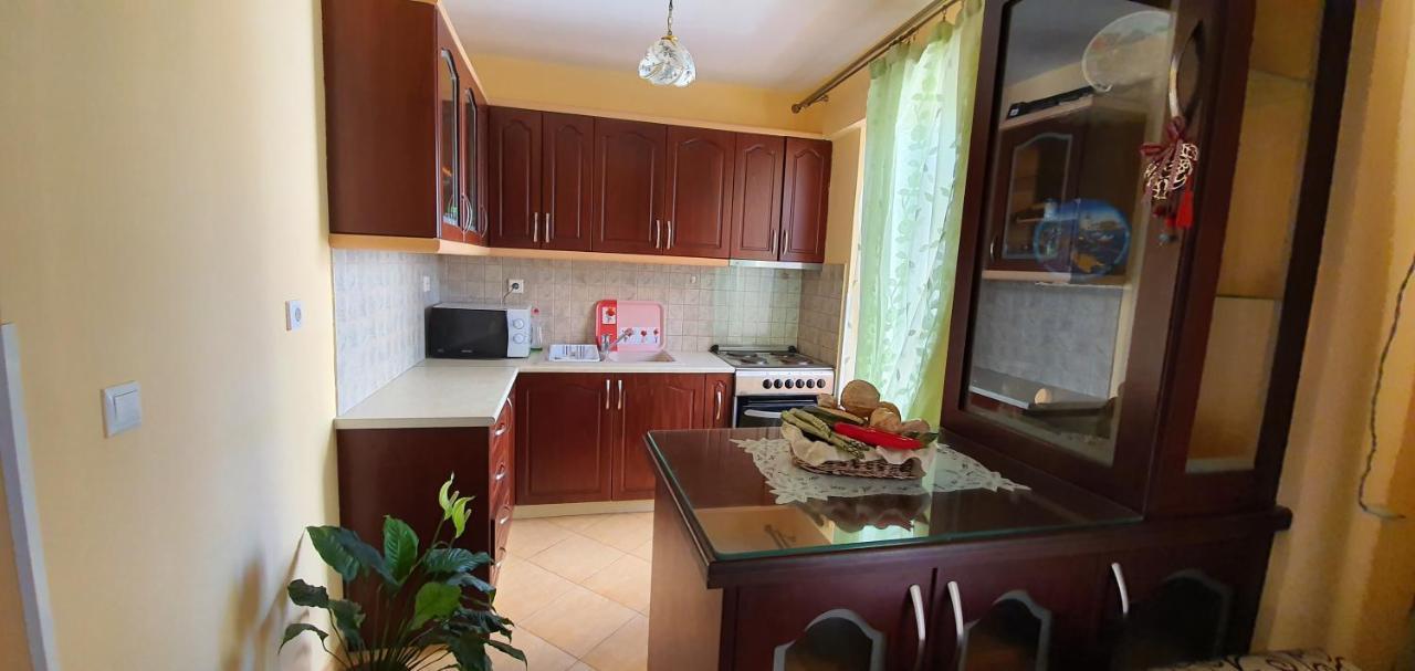 Enjoy Apartment Sarandë エクステリア 写真