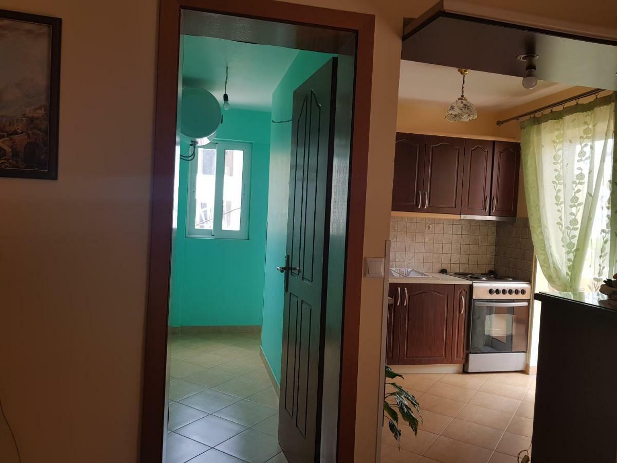 Enjoy Apartment Sarandë エクステリア 写真