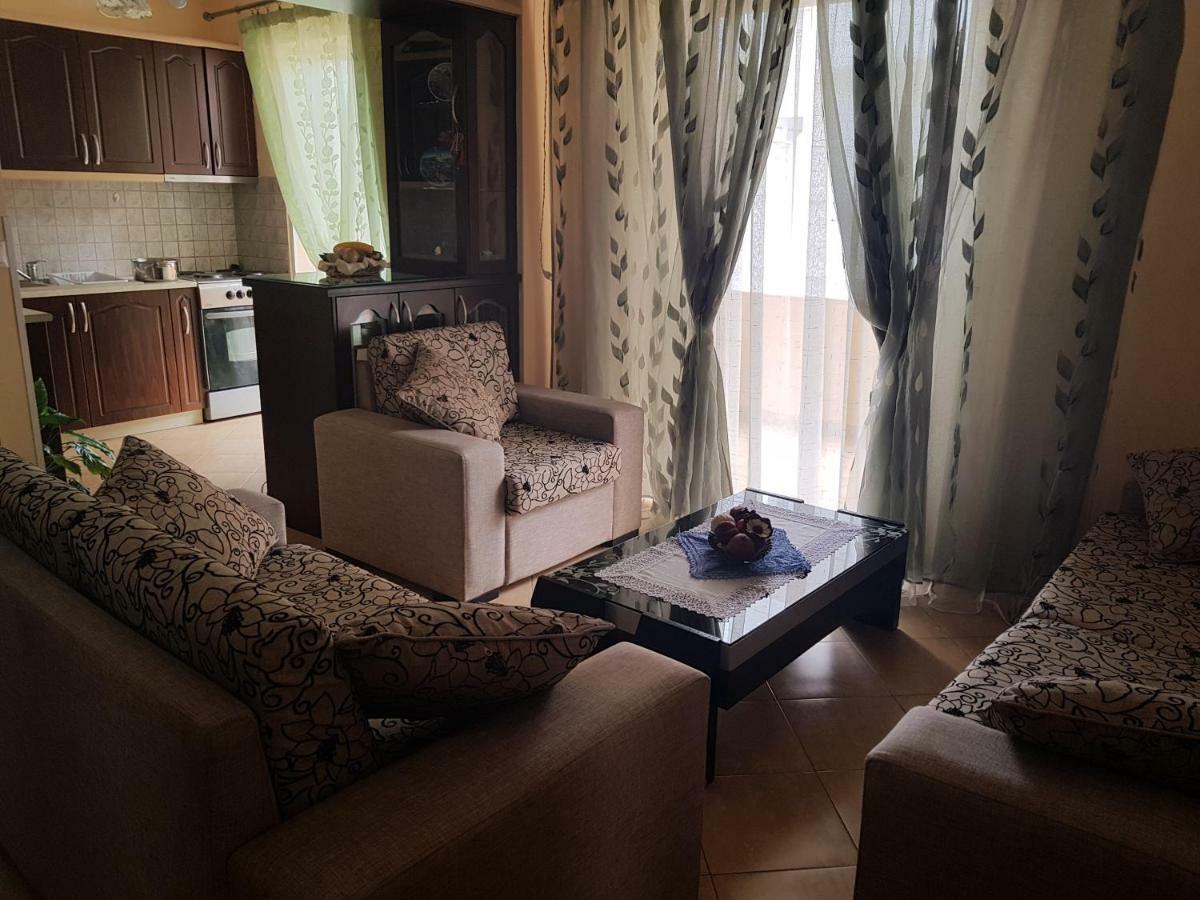 Enjoy Apartment Sarandë エクステリア 写真